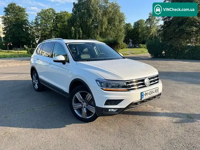 Volkswagen Tiguan 2020, фото з оголошення 2 з 20, VIN 3VV3B7AX9LM142152