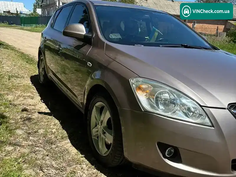 Kia Ceed 2007, фото з оголошення 2 з 13, VIN Y6LFF24227L000872