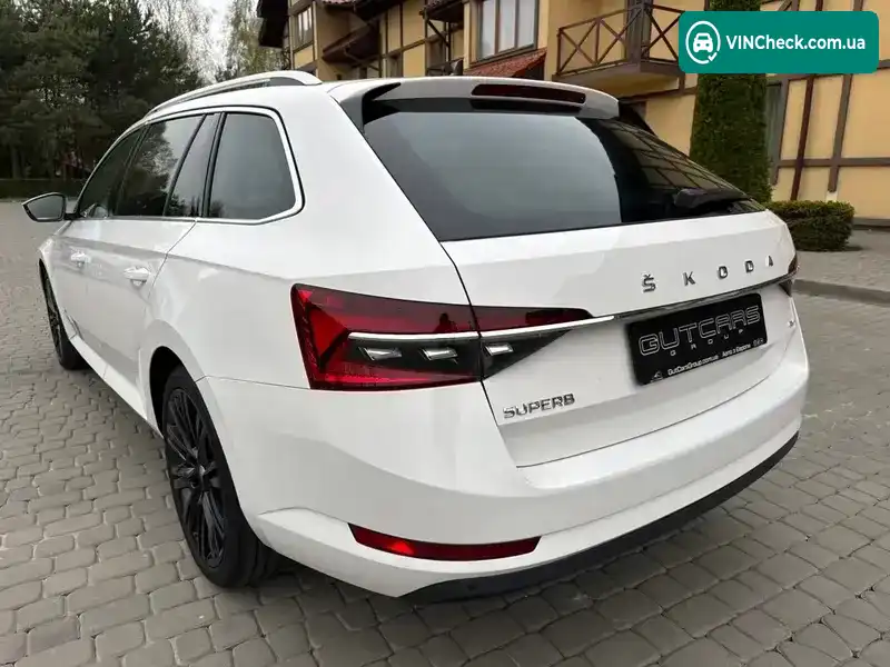 Skoda Superb 2020, фото з оголошення 2 з 21, VIN TMBLJ9NP8L7016625