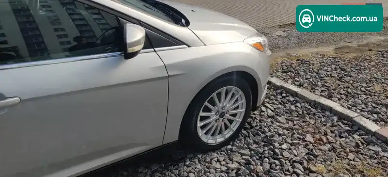 Ford Focus 2013, фото з оголошення 1 з 20, VIN 1FADP3R49DL351715