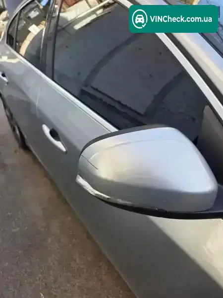 Volvo S60 2012, фото з оголошення 2 з 21, VIN YV1902FH3C2130048