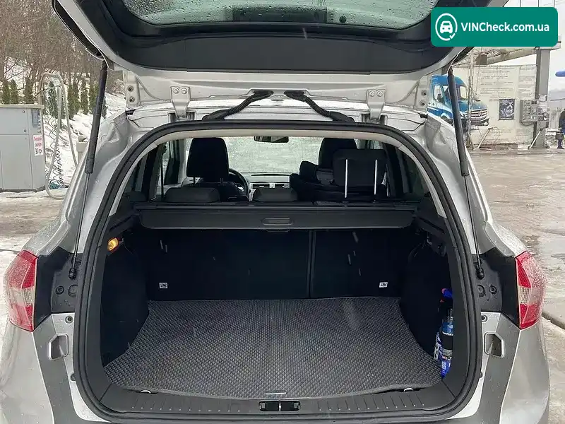 Ford Kuga 2010, фото з оголошення 1 з 15, VIN WF0RXXGCDRAG20318