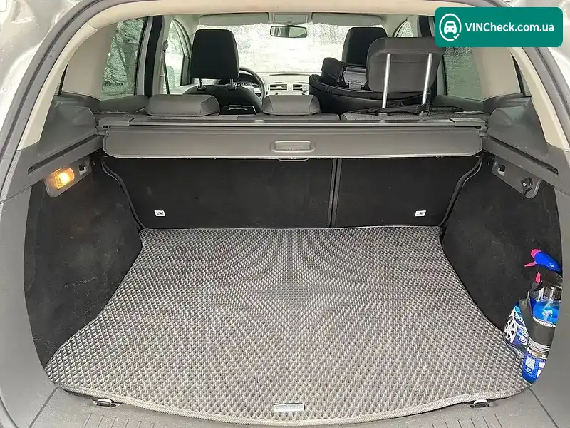 Ford Kuga 2010, фото з оголошення 2 з 15, VIN WF0RXXGCDRAG20318
