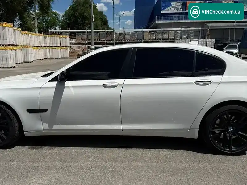 BMW 7 Series 2014, фото з оголошення 1 з 18, VIN WBAYE4C53FD946823