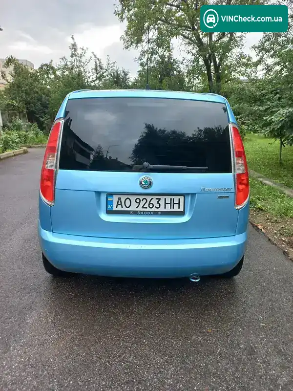 Skoda Roomster 2011, фото з оголошення 2 з 13, VIN TMBNM25J8B7008378