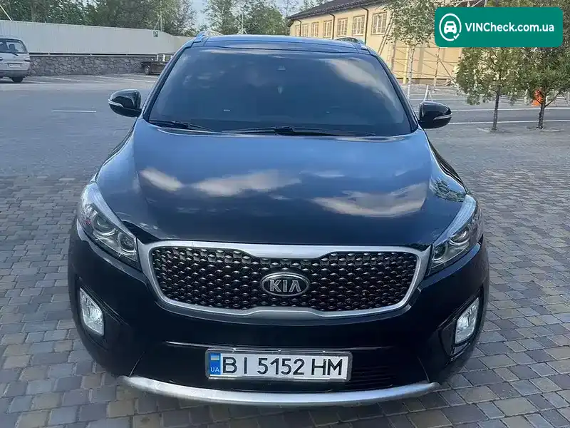 Kia Sorento 2018, фото з оголошення 2 з 20, VIN 5XYPKDA54JG430443