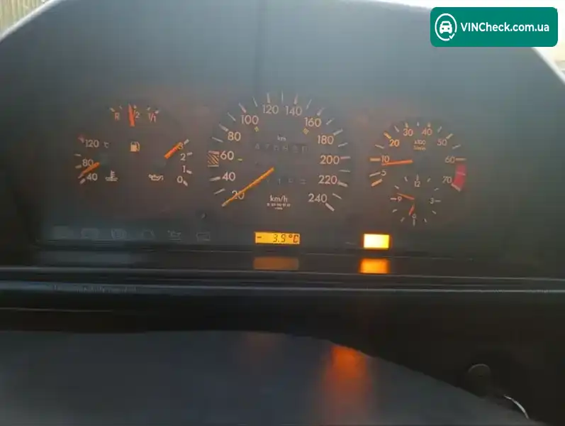 Mercedes-Benz E-Class 1994, фото з оголошення 1 з 2, VIN WDB1240221J045285