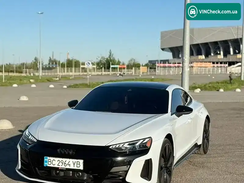 Audi RS e-tron GT 2022, фото з оголошення 2 з 20, VIN WAUBHBFW5N7904169