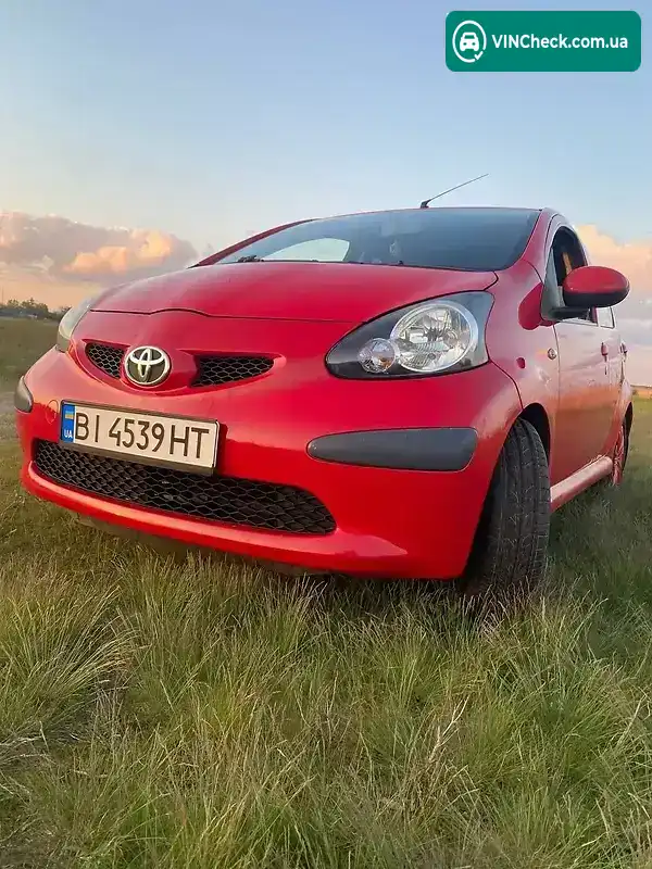 Toyota Aygo 2006, фото з оголошення 1 з 8, VIN JTDKG10C00N129301