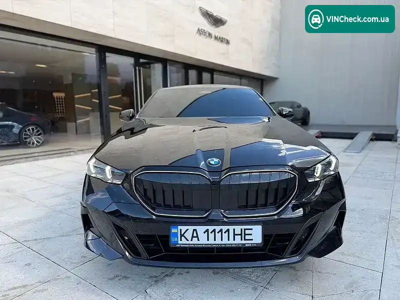 BMW 5 Series 2024, фото з оголошення 1 з 20, VIN WBA11FJ050CU46563