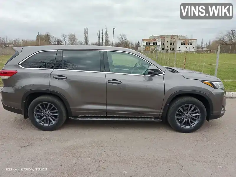 Toyota Highlander 2017, фото з оголошення 1 з 19, VIN 5TDZARFH60S027934