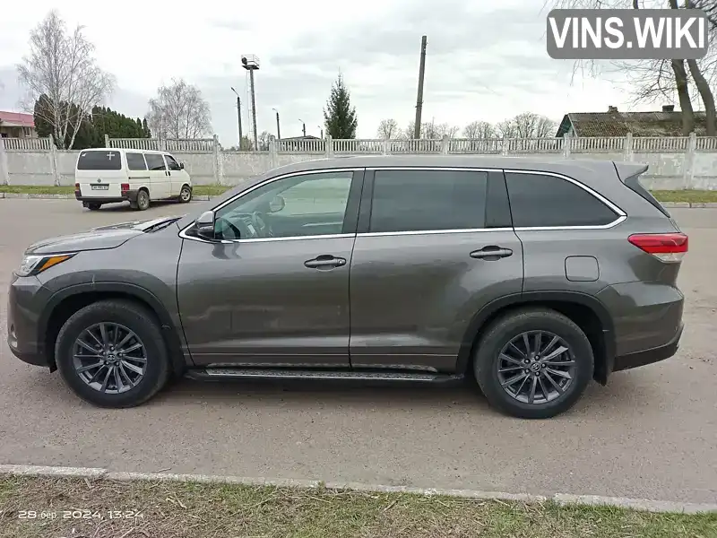 Toyota Highlander 2017, фото з оголошення 2 з 19, VIN 5TDZARFH60S027934