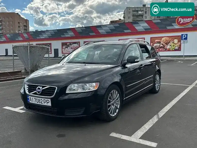 Volvo V50 2011, фото з оголошення 2 з 17, VIN YV1MW84F1C2654834
