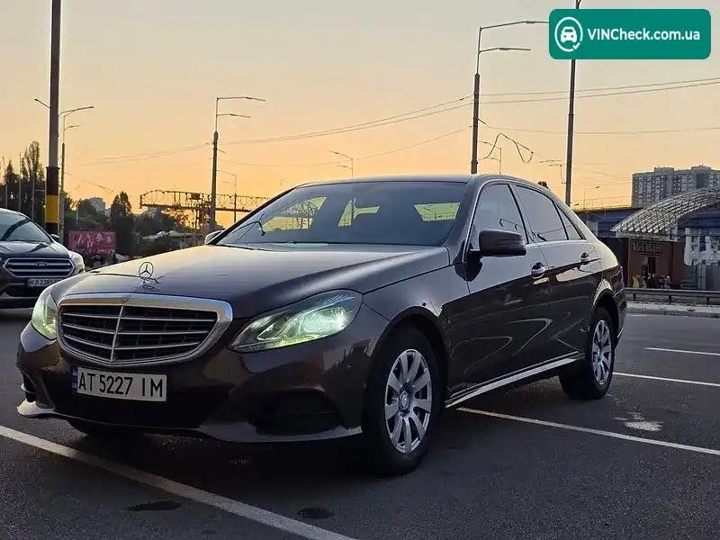 Mercedes-Benz E-Class 2013, фото з оголошення 2 з 20, VIN WDD2120051A861532