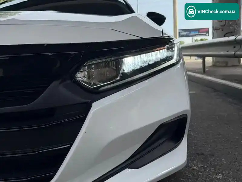 Honda Accord 2021, фото з оголошення 2 з 20, VIN 1HGCV3F13MA011141