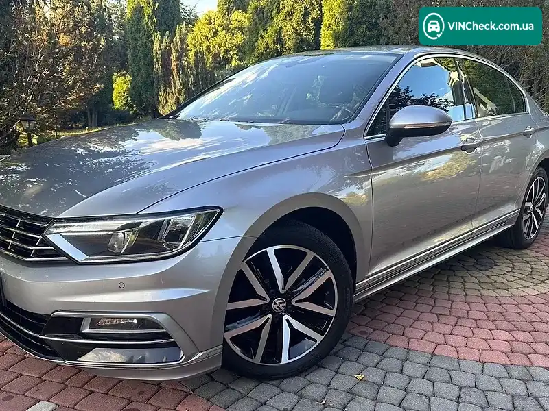 Volkswagen Passat 2019, фото з оголошення 1 з 20, VIN WVWZZZ3CZKE067679