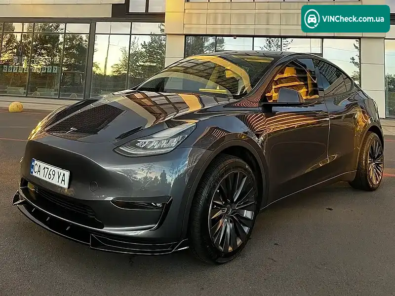 Tesla Model Y 2022, фото з оголошення 1 з 20, VIN 7SAYGDEE2NF447998