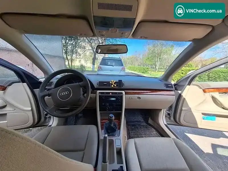 Audi A4 2001, фото з оголошення 1 з 8, VIN WAUZZZ8EZ1A050666