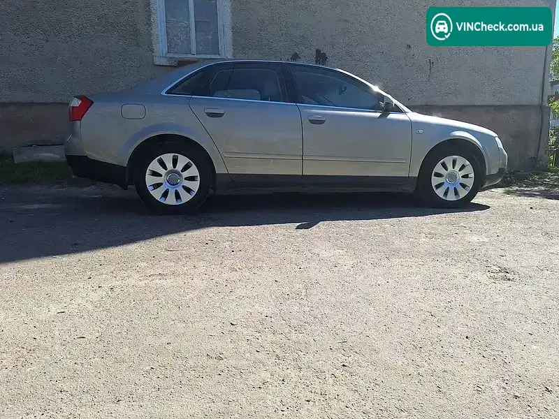 Audi A4 2001, фото з оголошення 2 з 8, VIN WAUZZZ8EZ1A050666