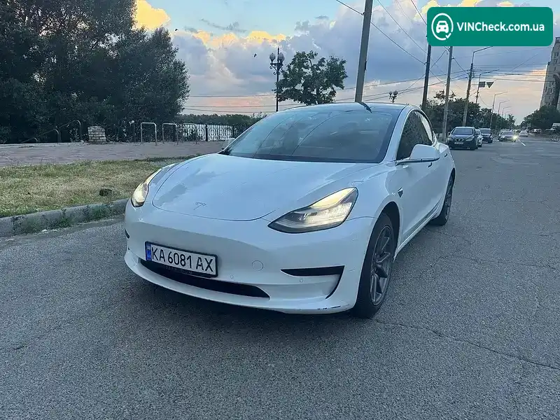 Tesla Model 3 2020, фото з оголошення 2 з 15, VIN 5YJ3E7EA3LF553675