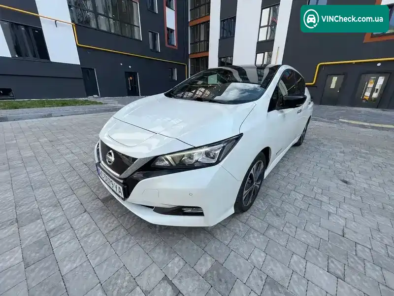 Nissan Leaf 2018, фото з оголошення 1 з 17, VIN SJNFAAZE1U0004409