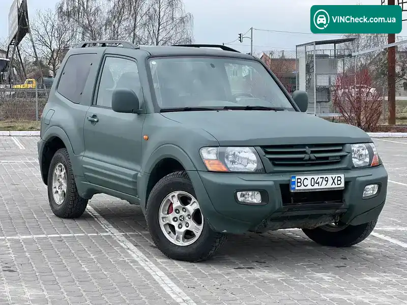 Mitsubishi Pajero 2001, фото з оголошення 1 з 14, VIN JMBMYV68W1J006321