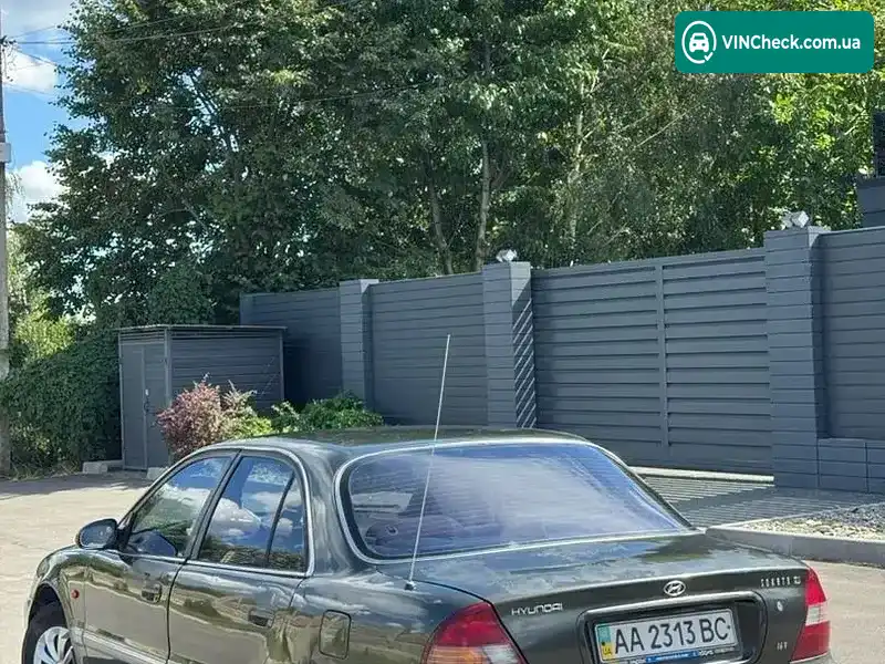 Hyundai Sonata 1997, фото з оголошення 2 з 6, VIN KMHCF31FPVU768327