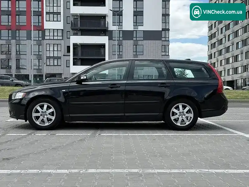 Volvo V50 2009, фото з оголошення 2 з 20, VIN YV1MW76E292487480