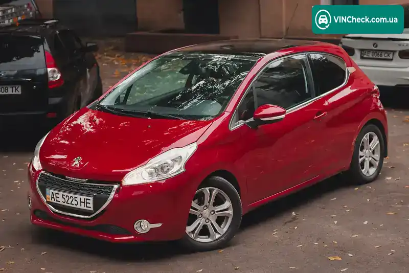 Peugeot 208 2013, фото з оголошення 2 з 9, VIN VF3CA5FS9DT071452