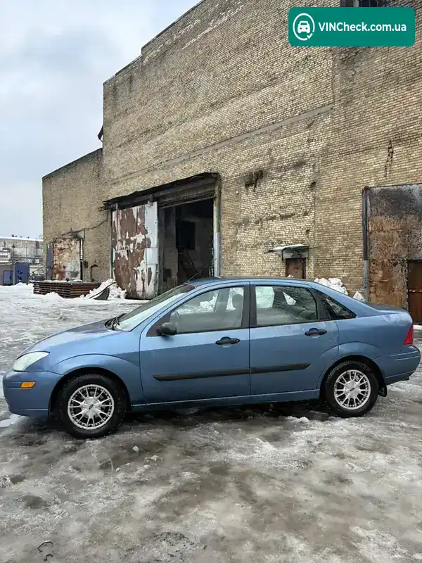 Ford Focus 2001, фото з оголошення 2 з 21, VIN 1FAFP33P41W136099