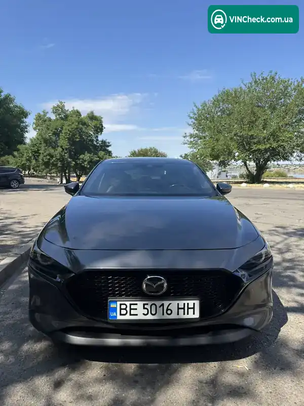 Mazda 3 2019, фото з оголошення 1 з 16, VIN JM1BPANM7K1136998