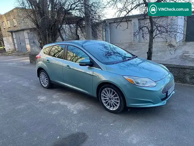 Ford Focus 2012, фото з оголошення 2 з 5, VIN 1FAHP3R42CL363902