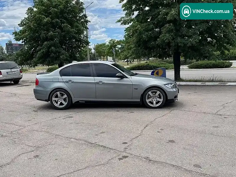 BMW 3 Series 2005, фото з оголошення 1 з 20, VIN WBAVA51040VB00684