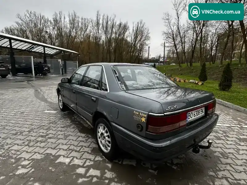 Mazda 626 1987, фото з оголошення 2 з 9, VIN JMZGD123201133248