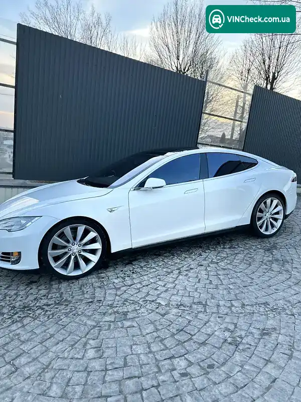 Tesla Model S 2015, фото з оголошення 1 з 20, VIN 5YJSA1V28FF100377