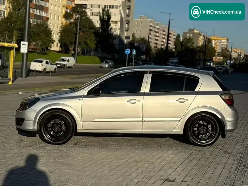 Opel Astra 2007, фото з оголошення 2 з 12, VIN Y6D0AHL4875082670