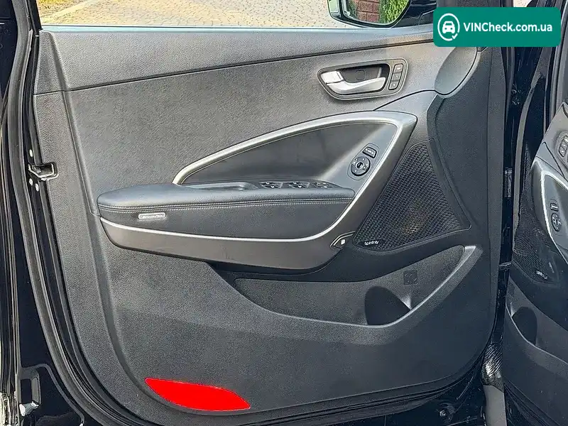 Hyundai Santa FE 2016, фото з оголошення 1 з 20, VIN KMHSU81XDGU552747