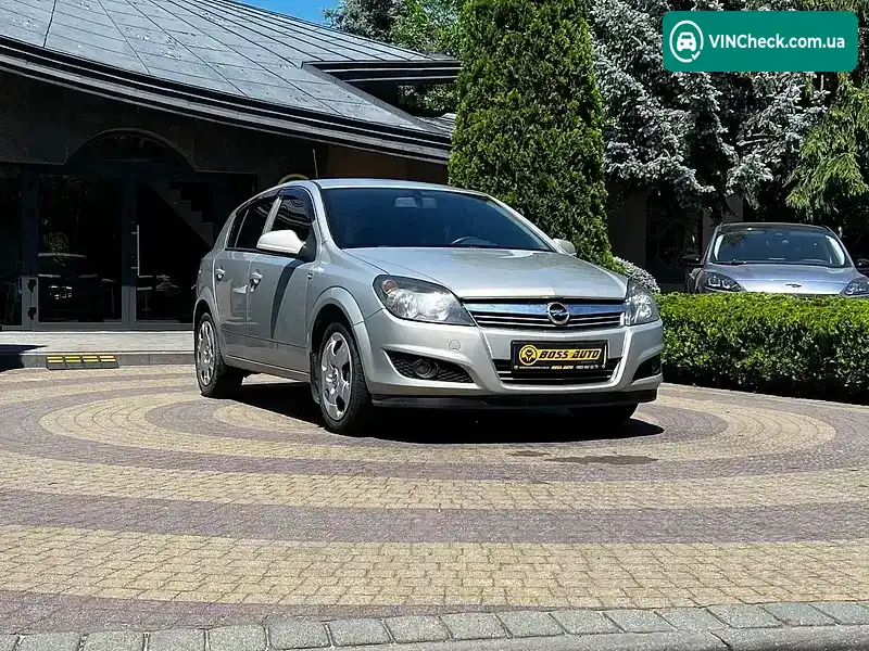 Opel Astra 2011, фото з оголошення 1 з 20, VIN W0L0AHL48B2050179