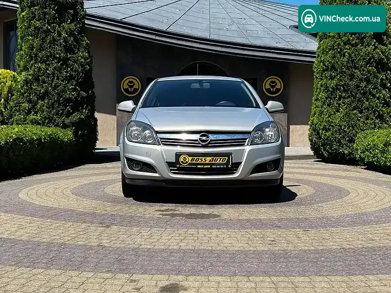 Opel Astra 2011, фото з оголошення 2 з 20, VIN W0L0AHL48B2050179