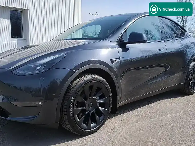 Tesla Model Y 2025, фото з оголошення 1 з 20, VIN 7SAYGDEE0SF300090
