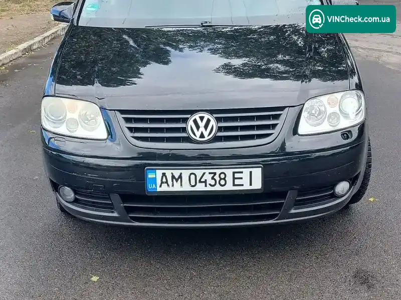 Volkswagen Touran 2004, фото з оголошення 1 з 20, VIN WVGZZZ1TZ5W015786