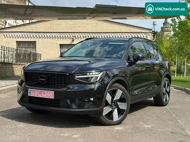 Volvo XC40 2022, фото з оголошення 1 з 20, VIN YV1XZBWV8P2922091