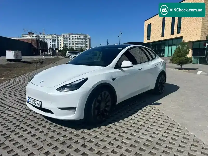 Tesla Model Y 2022, фото з оголошення 2 з 20, VIN 7SAYGDEF1NF489801