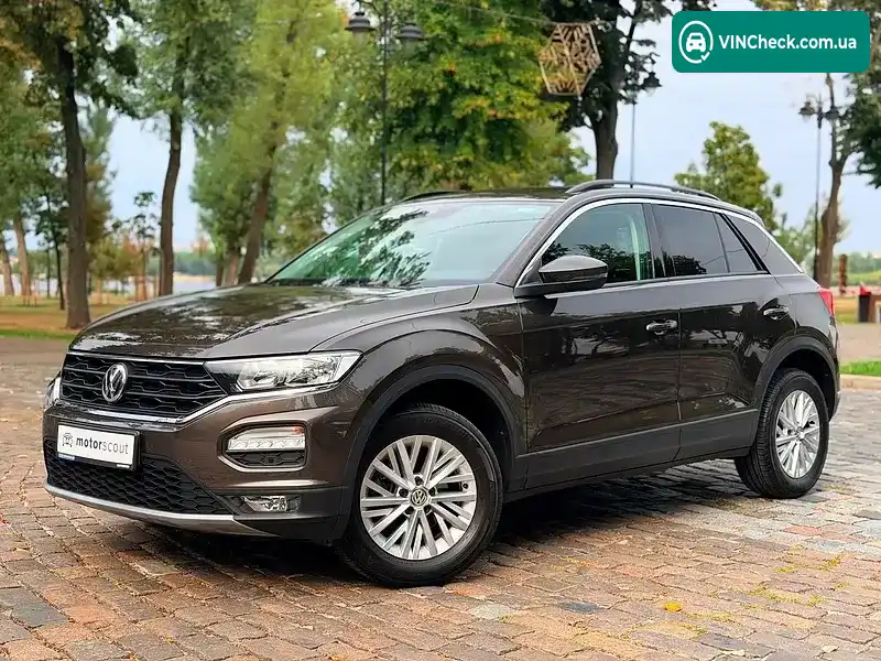 Volkswagen T-Roc 2019, фото з оголошення 1 з 18, VIN WVGZZZA1ZLV039120