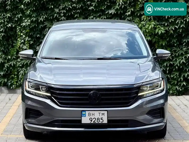 Volkswagen Passat 2019, фото з оголошення 1 з 20, VIN 1VWAA7A30LC005363