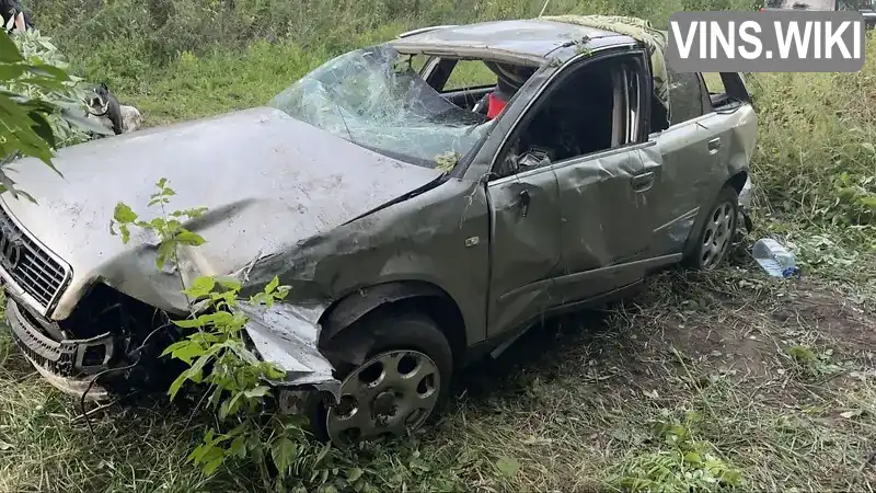 Audi A4 2004, фото з оголошення 2 з 6, VIN WAUZZZ8E45A051548
