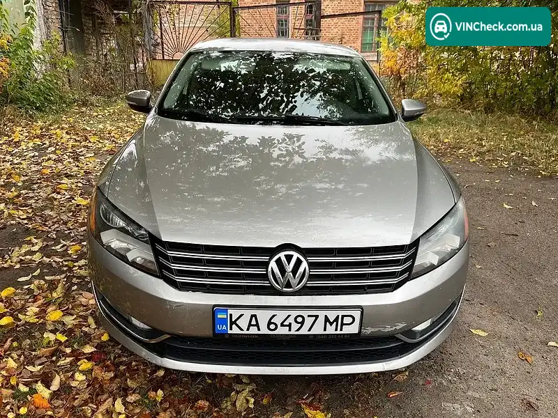Volkswagen Passat 2013, фото з оголошення 2 з 13, VIN 1VWBP7A38DC110267