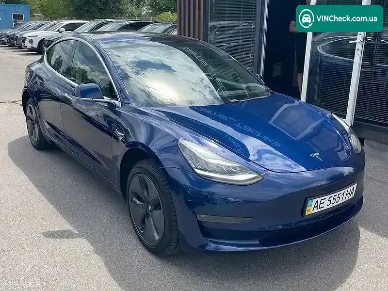 Tesla Model 3 2018, фото з оголошення 1 з 9, VIN 5YJ3E1EA7JF018276