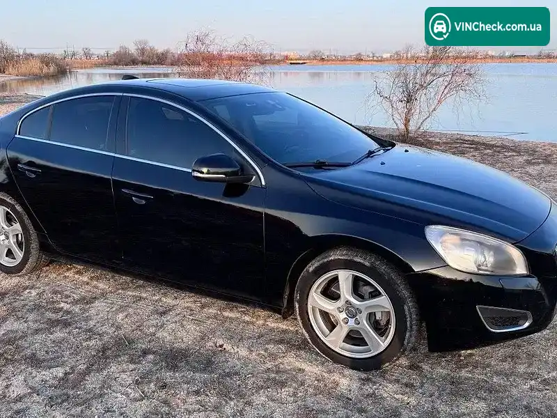 Volvo S60 2013, фото з оголошення 2 з 20, VIN YV1612FS3D1228709