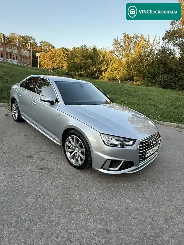 Audi A4 2018, фото з оголошення 2 з 21, VIN WAUENAF4XKN007628